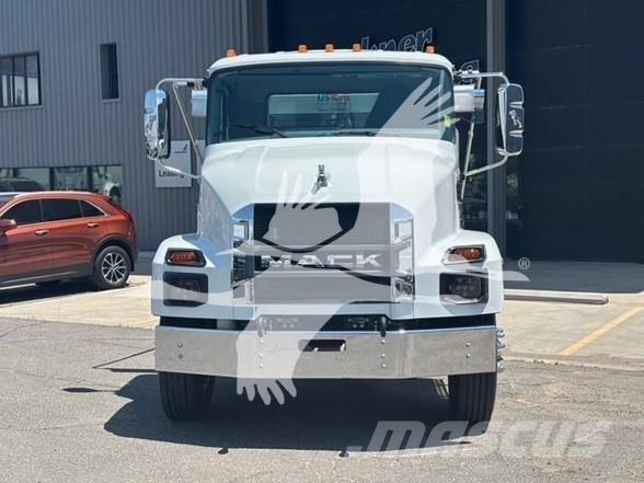 Mack MD7 Építőipar - Egyebek