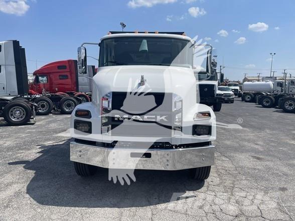 Mack MD7 Billenő teherautók