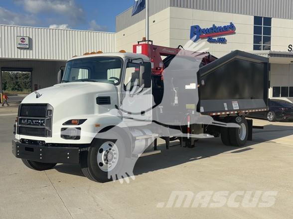 Mack MD7 Építőipar - Egyebek