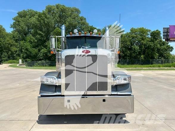 Peterbilt 389 Nyergesvontatók