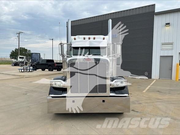 Peterbilt 389 Nyergesvontatók