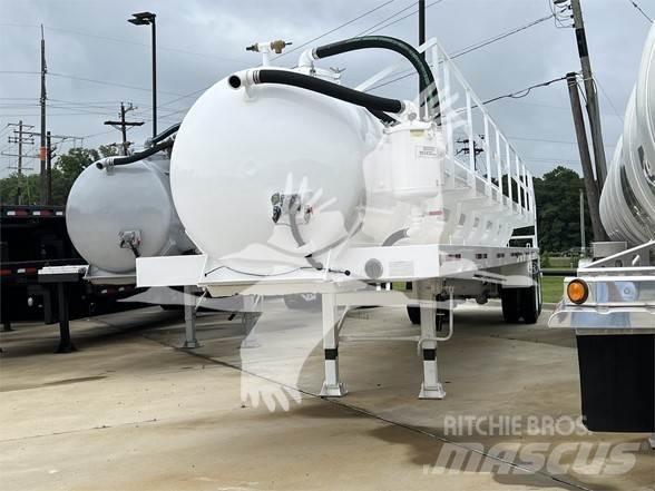 Troxell 130BBL Tartályos félpótkocsik