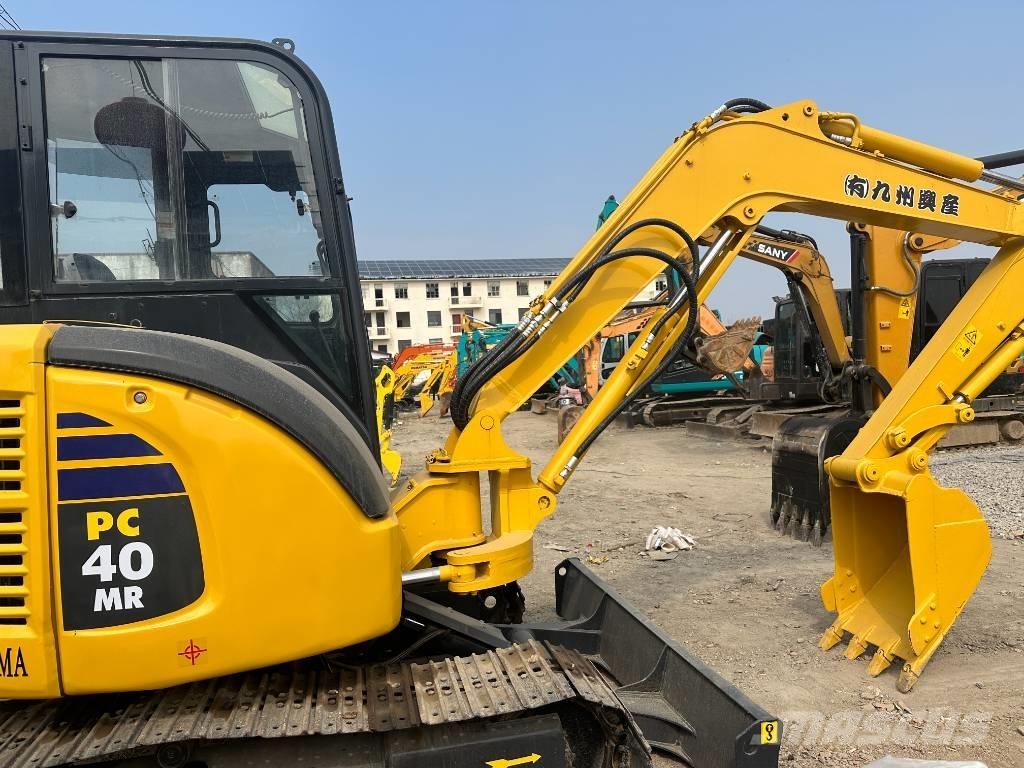 Komatsu PC 40 Mini kotrók < 7t
