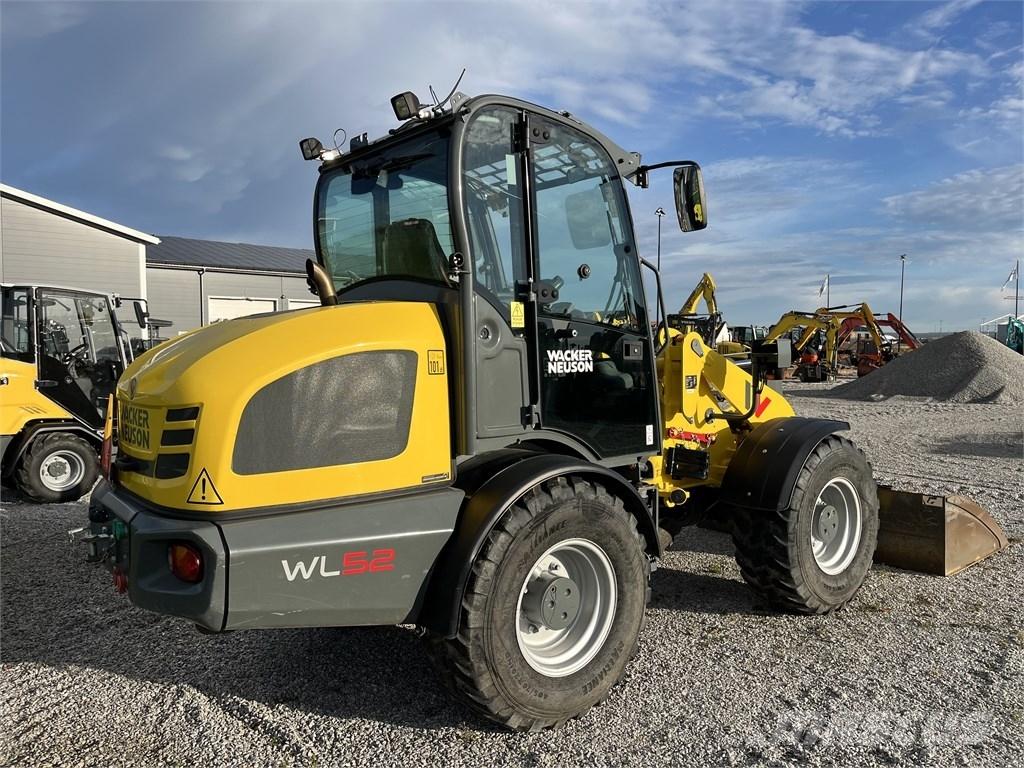 Wacker Neuson WL 52 Gumikerekes homlokrakodók