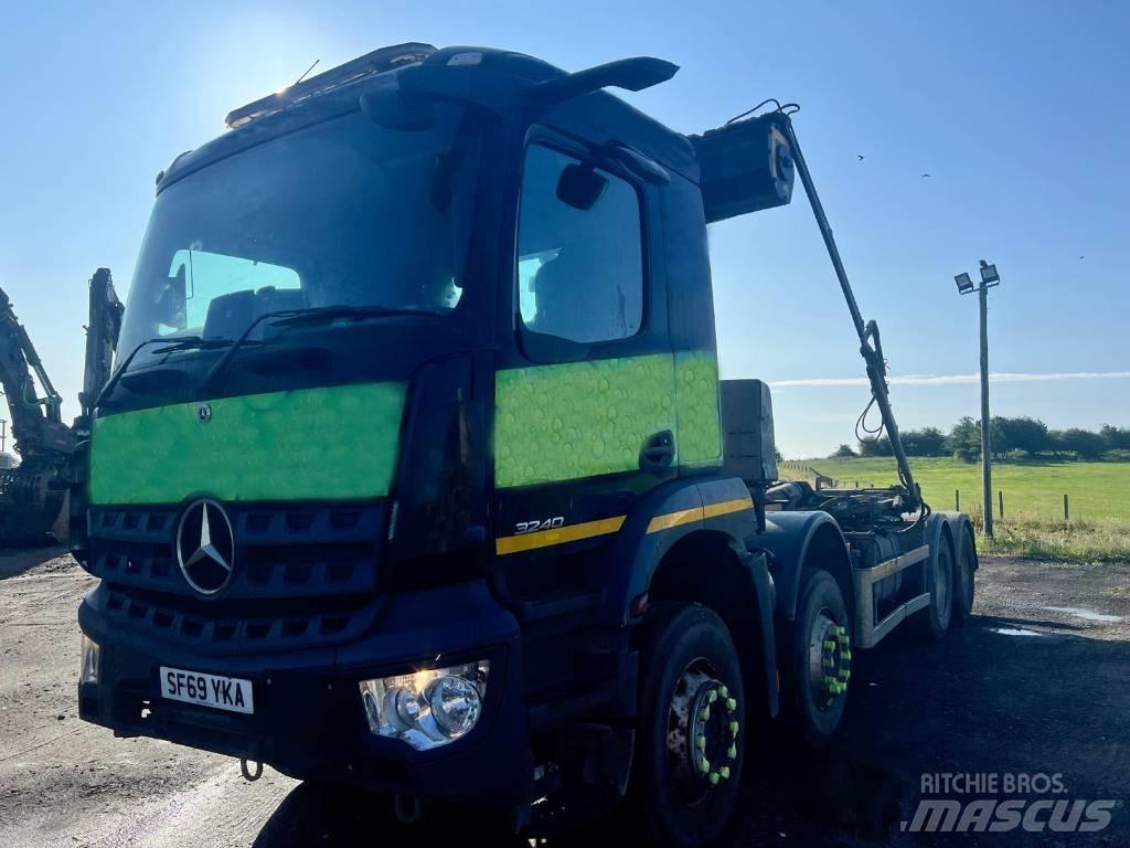Mercedes-Benz 3240 Horgos rakodó teherautók