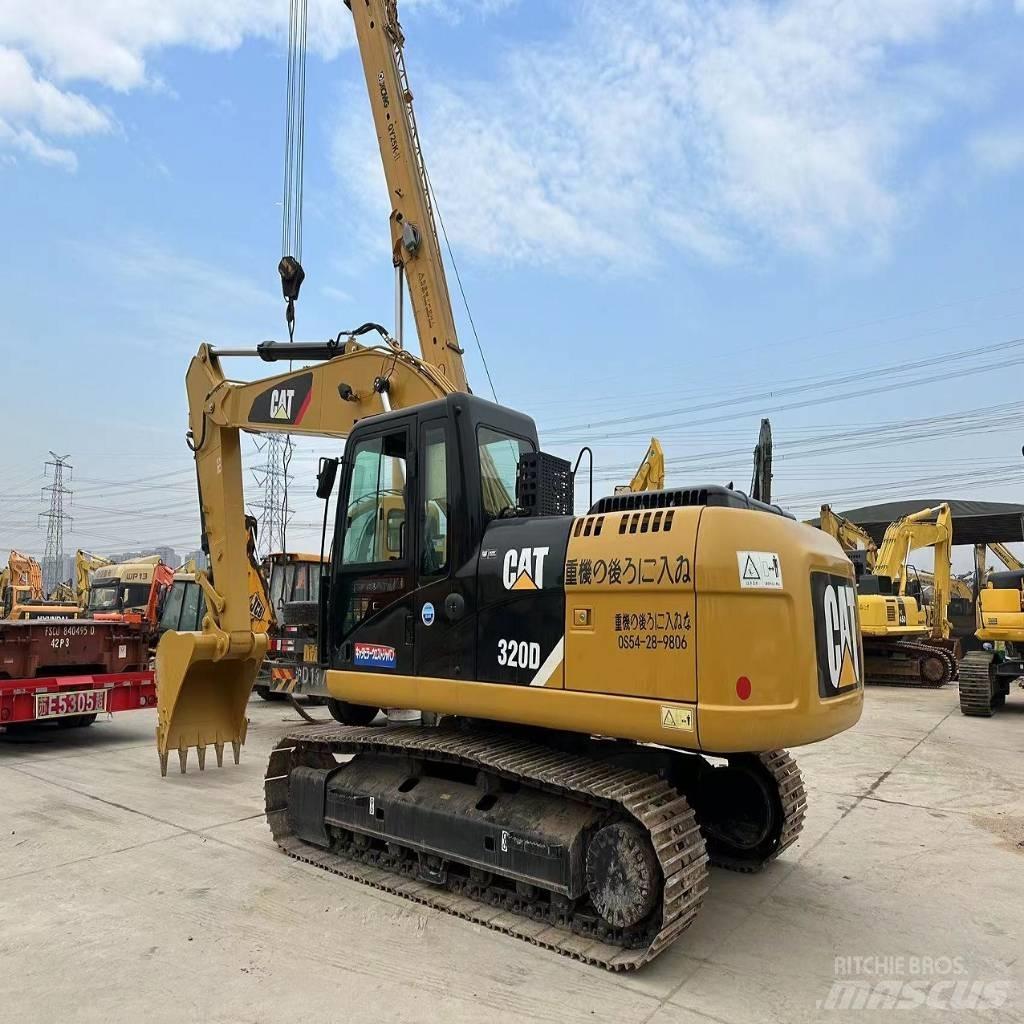 CAT 320 D Lánctalpas kotrók