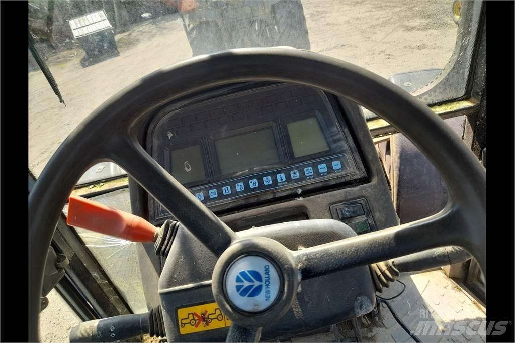 New Holland 8360 Traktorok