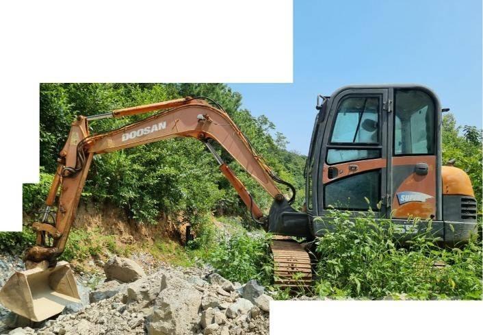 Doosan SL 55 VP Mini kotrók < 7t