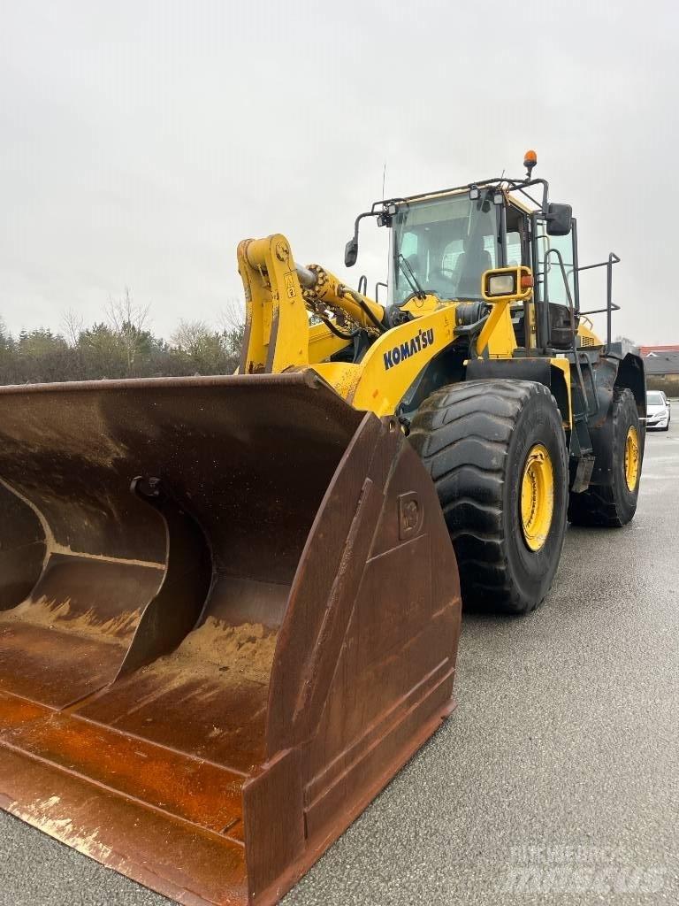 Komatsu WA 500-6 Gumikerekes homlokrakodók