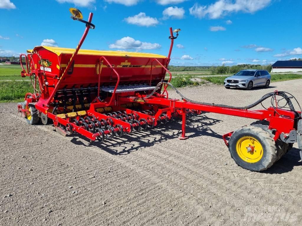 Väderstad 400C Vetőgépek