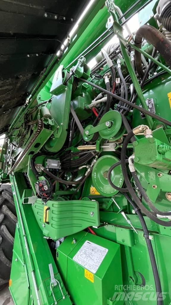 John Deere T 560 Kombájnok