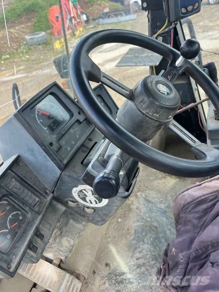 CAT 950 G Gumikerekes homlokrakodók