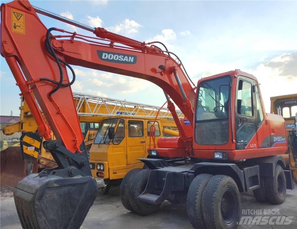 Doosan DH150W Gumikerekes kotrók