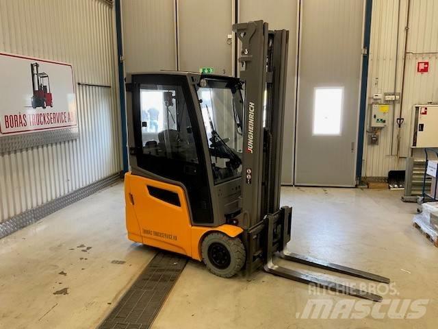 Jungheinrich EFG 215 Elektromos targoncák