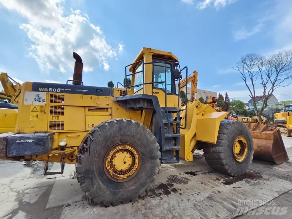 Komatsu WA 500 Gumikerekes homlokrakodók