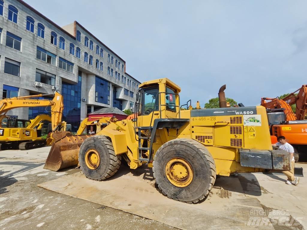 Komatsu WA 500 Gumikerekes homlokrakodók