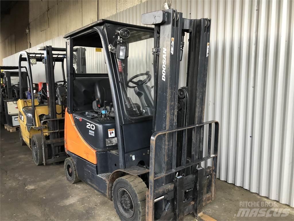 Doosan G20 SC-5 Gázüzemű targoncák
