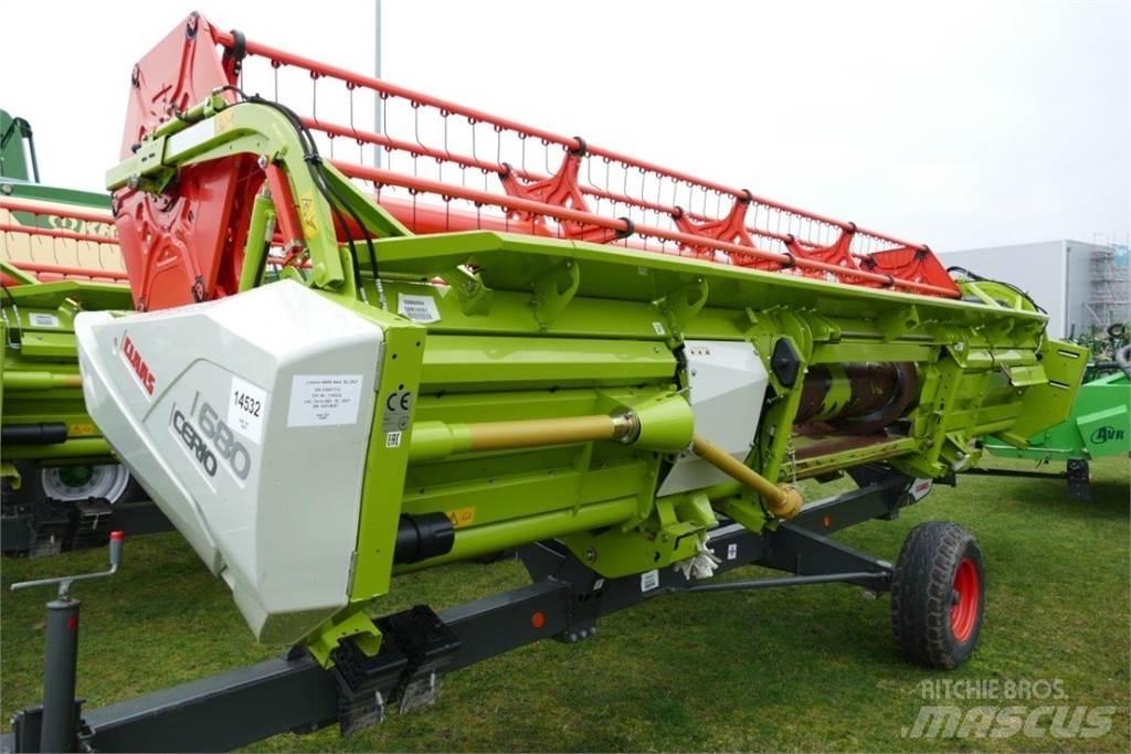 CLAAS Cerio 680 Betakarító fejek