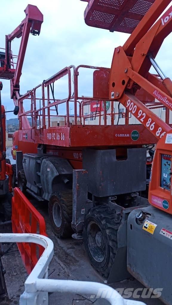 JLG 4394 RT Ollós emelők