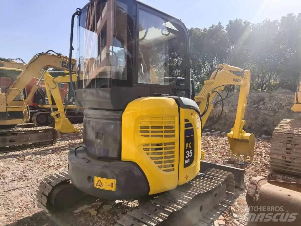 Komatsu PC 35 Mini kotrók < 7t