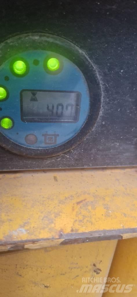 Haulotte Compact 8 Ollós emelők