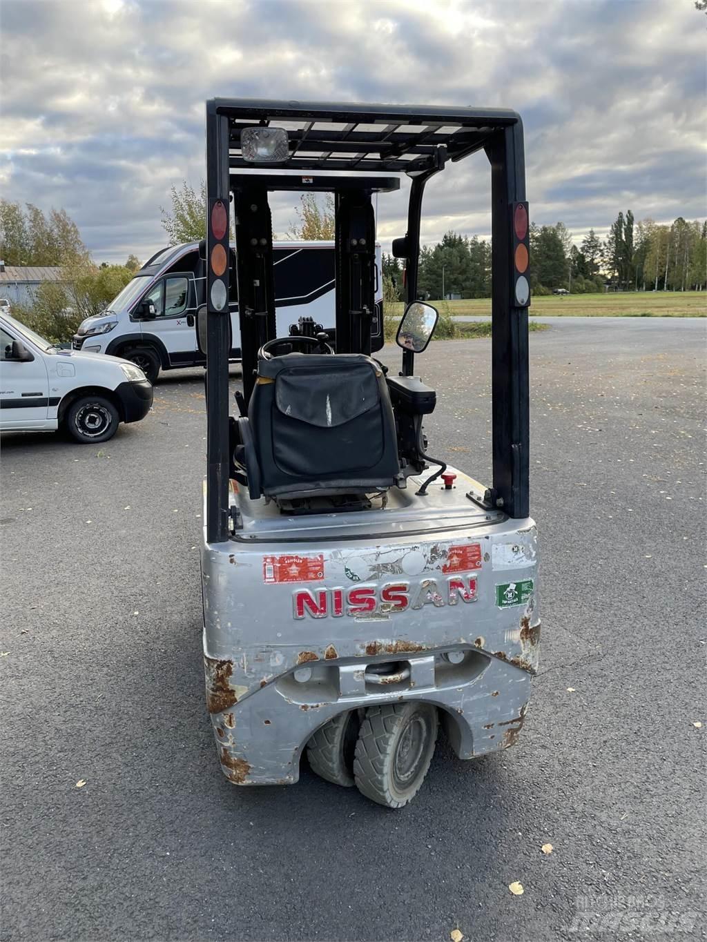 Nissan 15 Elektromos targoncák