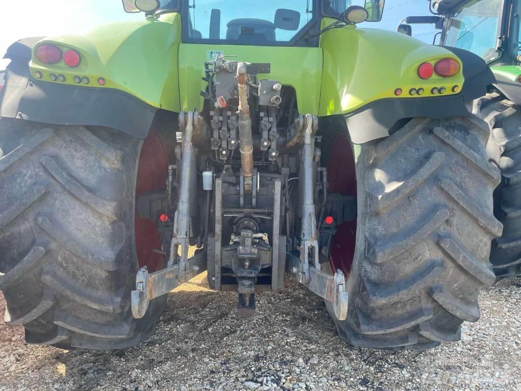 CLAAS Axion 840 Traktorok