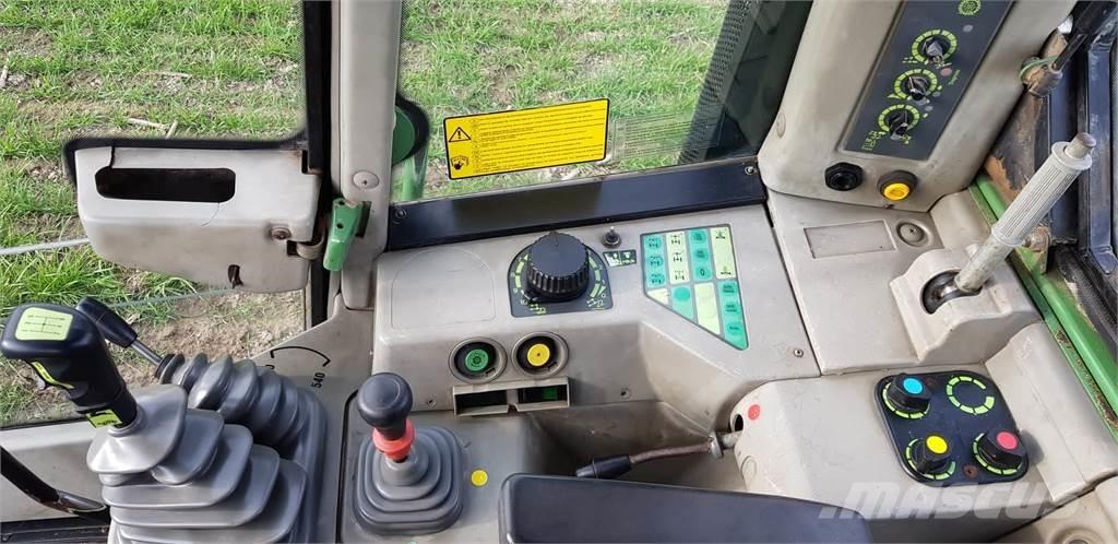 Fendt Xylon 520 Traktorok