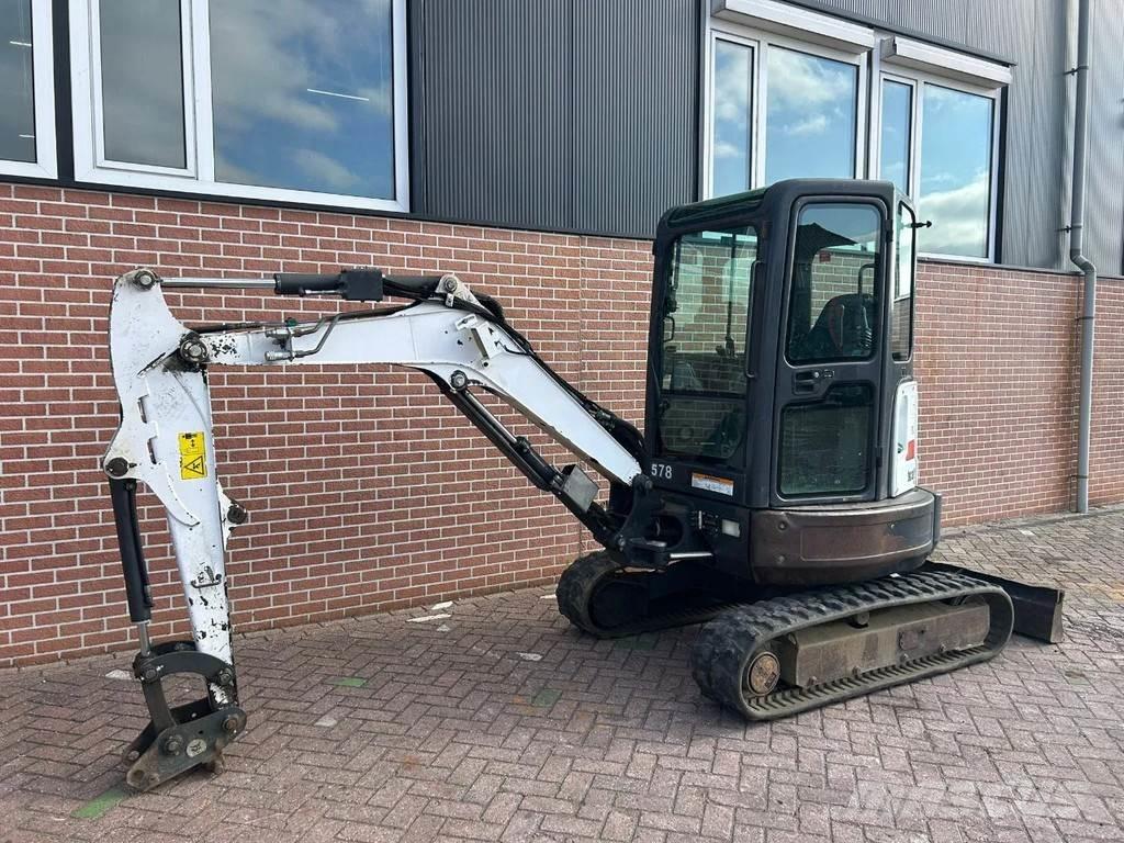 Bobcat E26 Mini kotrók < 7t