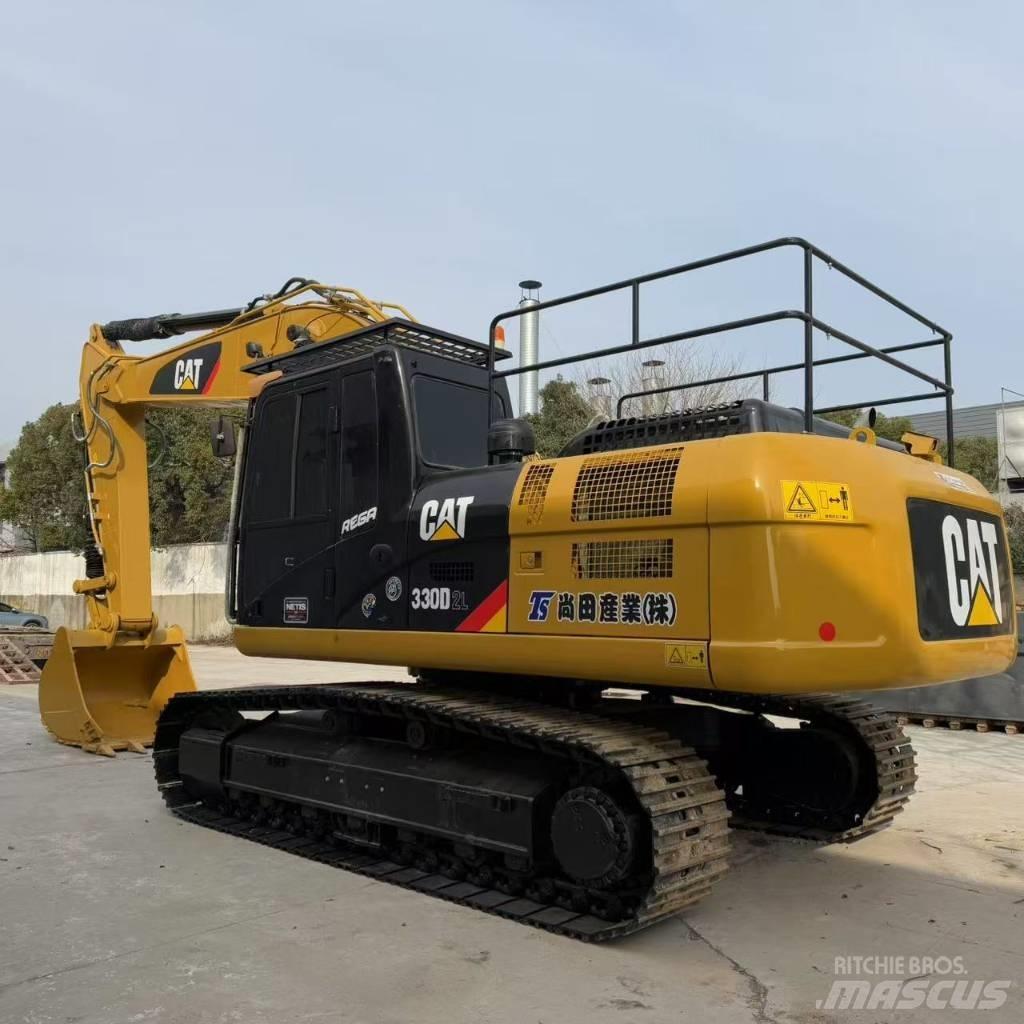 CAT 330d2 Lánctalpas kotrók