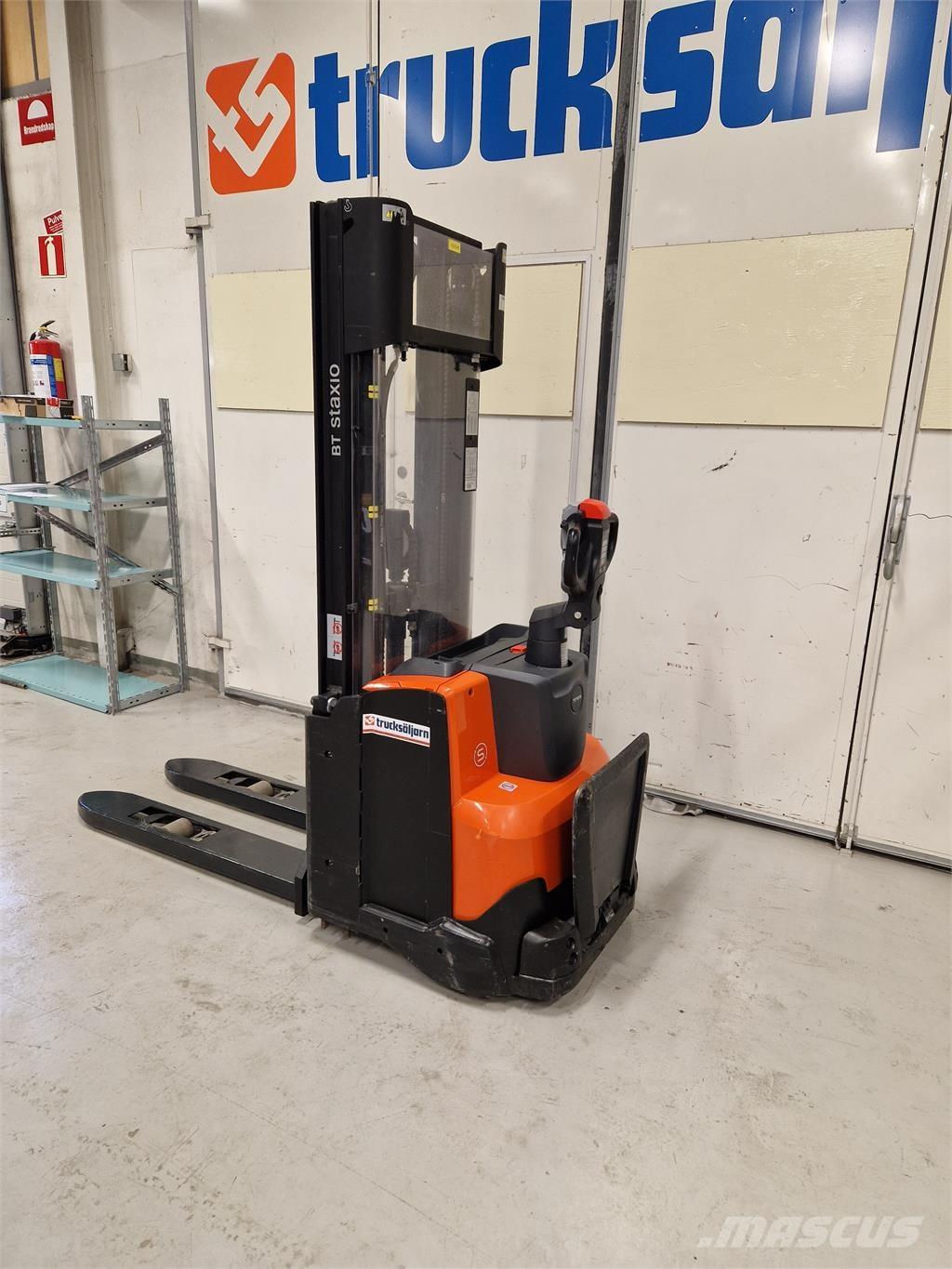 Toyota SWE120L Elektromos gyalogkíséretű targoncák