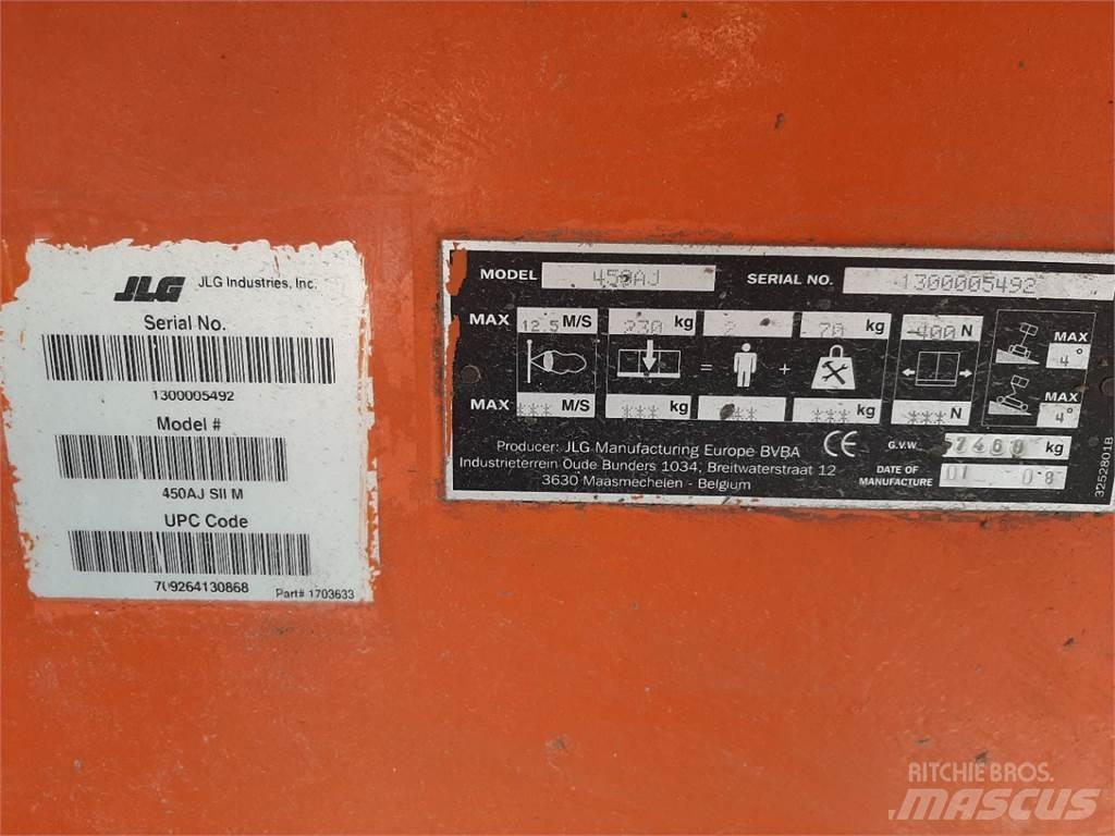 JLG 450AJ Karos emelők
