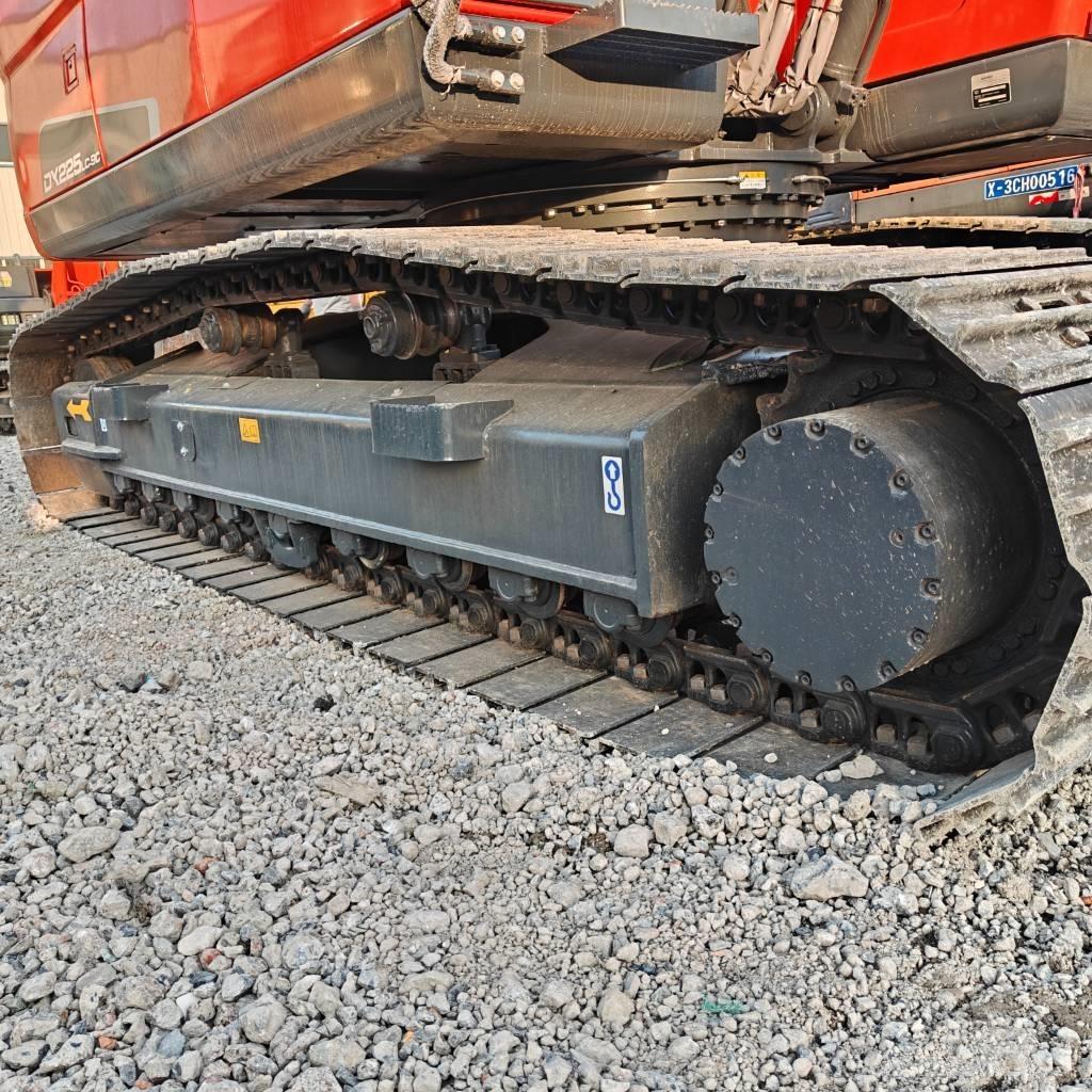 Doosan DX225LC-9C Lánctalpas kotrók