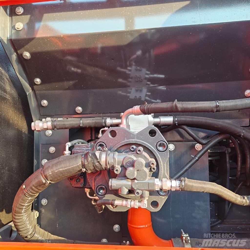 Doosan DX225LC-9C Lánctalpas kotrók