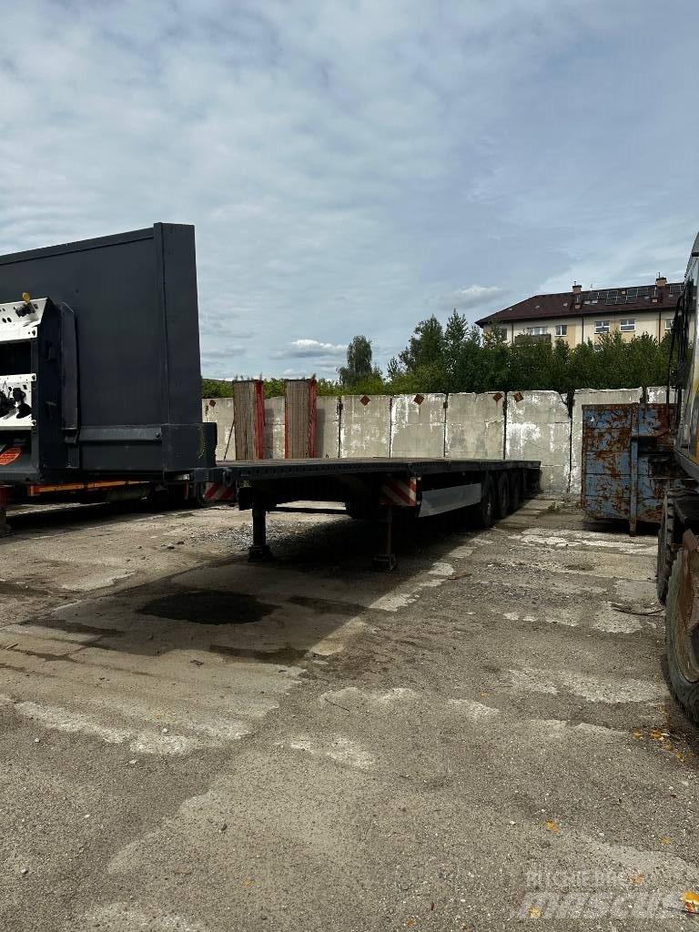 Krone SD Platós / Ponyvás félpótkocsik