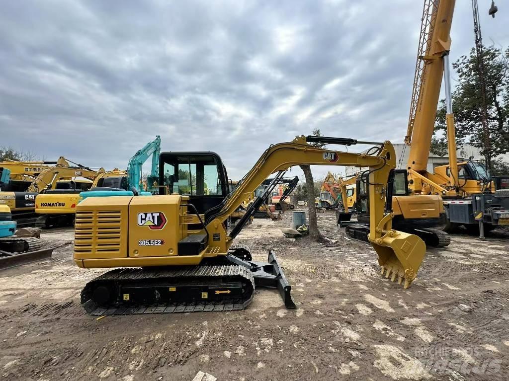 CAT 305.5E2 Lánctalpas kotrók