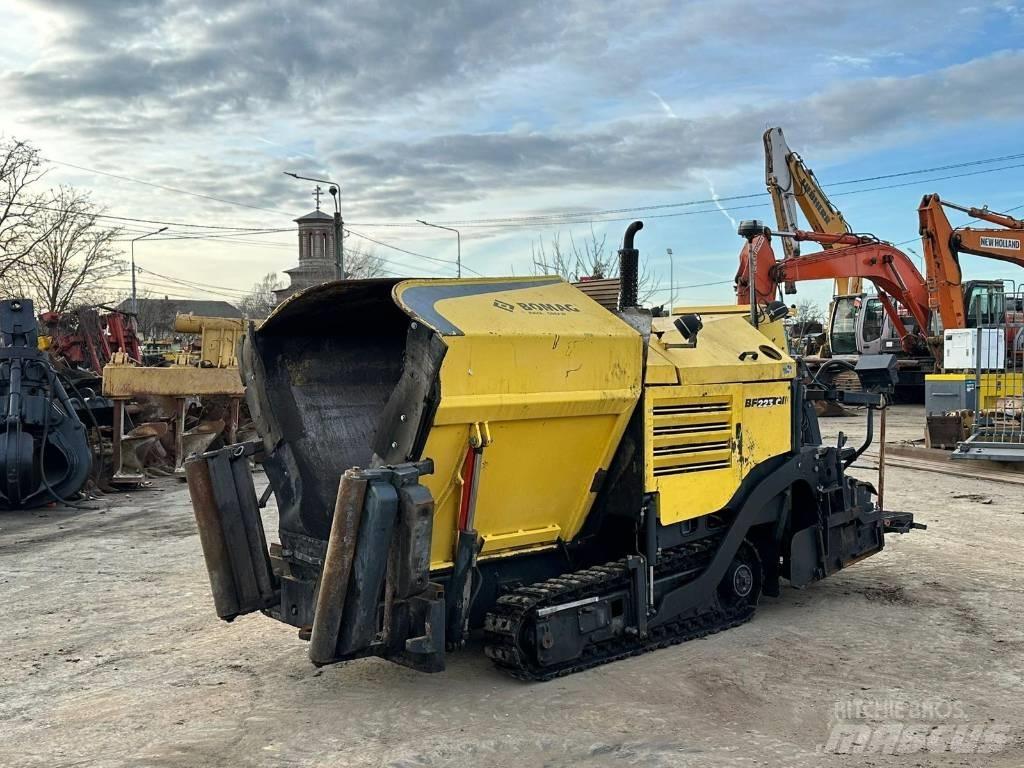 Bomag BF 223 C Aszfalt terítõ gépek
