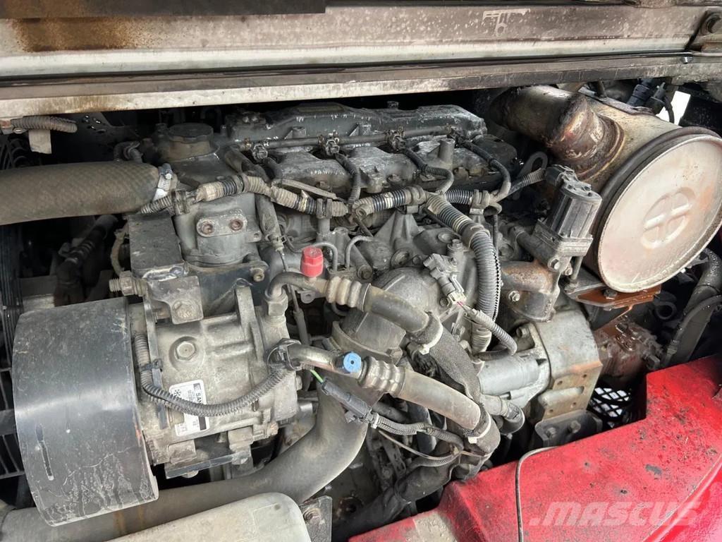 Takeuchi TB1160W Gumikerekes kotrók