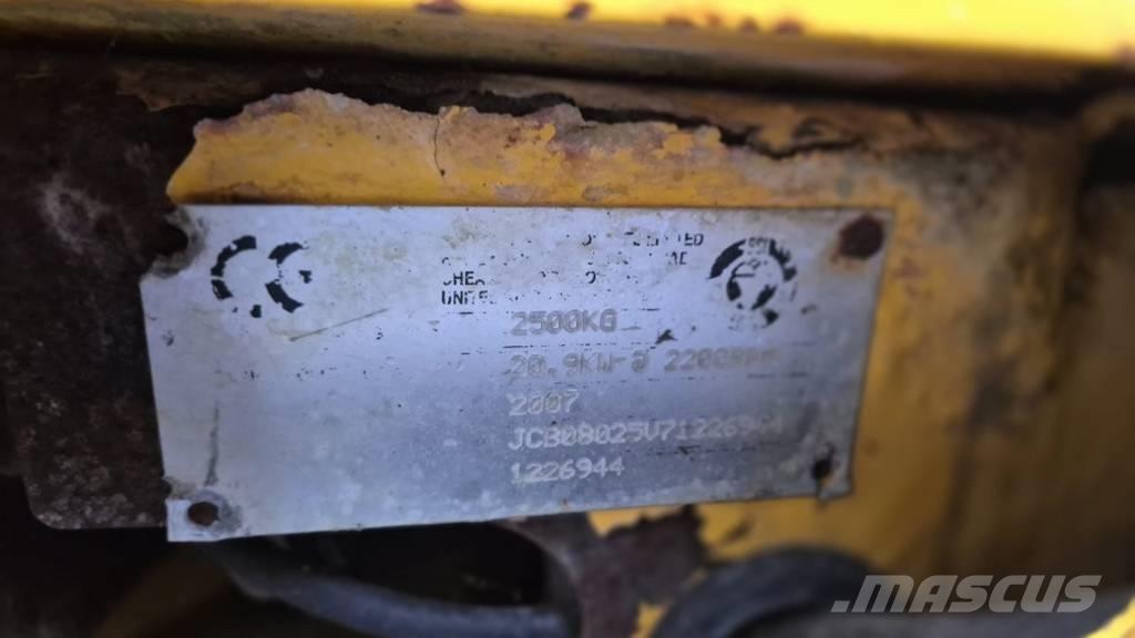 JCB 8025 Mini kotrók < 7t