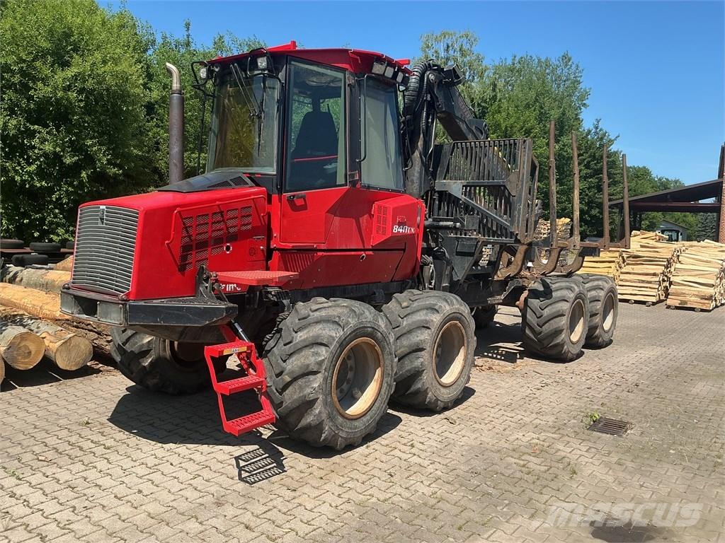 Komatsu 840 TX Kihordók