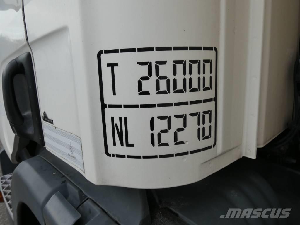 Scania P 320 Hűtős