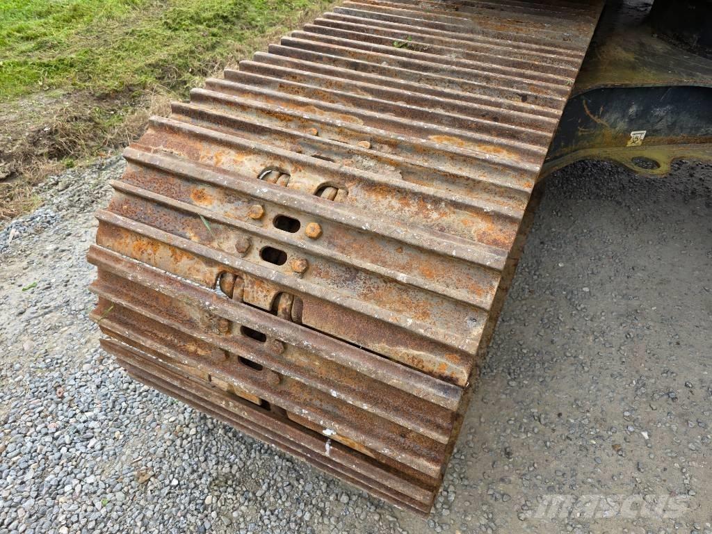 Hyundai HX 145 LCR Lánctalpas kotrók