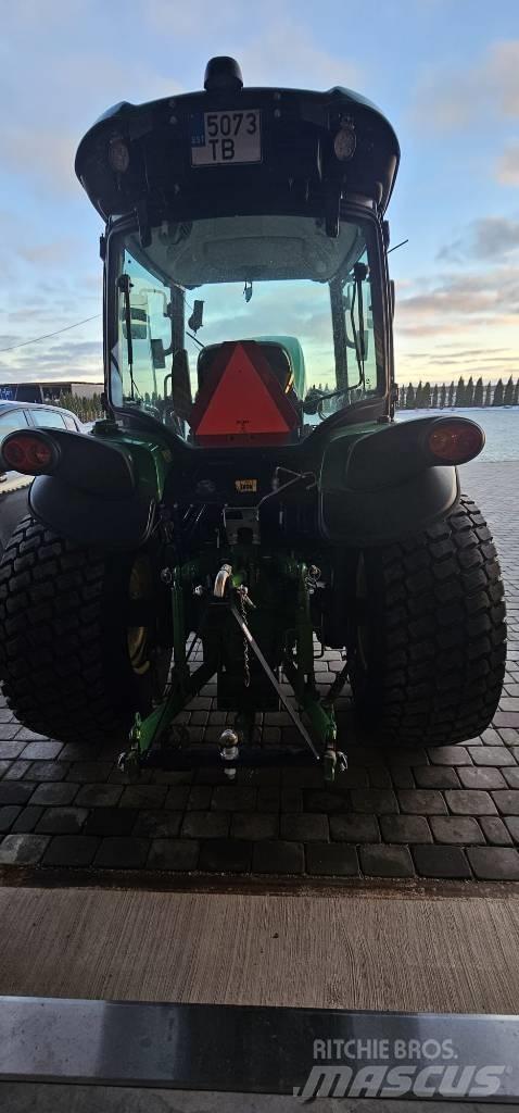 John Deere 4052 R Traktorok