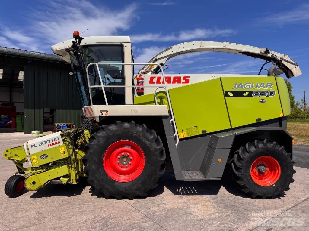 CLAAS Jaguar 830 Önjáró szecskázók