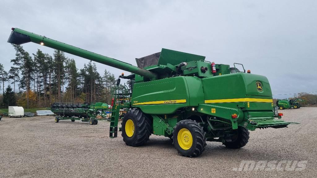 John Deere T 670 i Kombájnok