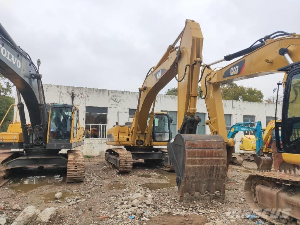 CAT 330C Lánctalpas kotrók