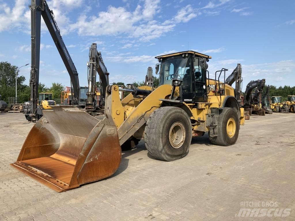 CAT 950 M Gumikerekes homlokrakodók