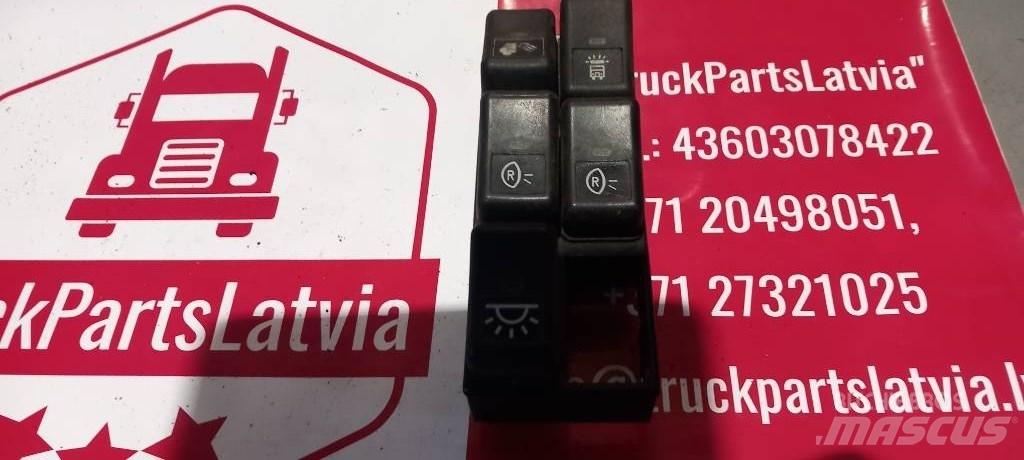 Volvo FH 12.   20569981 Vezetőfülke és belső tartozékok