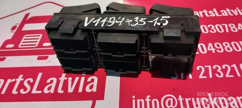 Volvo FH 12.   20569981 Vezetőfülke és belső tartozékok