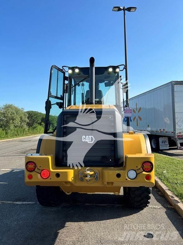 CAT 914M Gumikerekes homlokrakodók